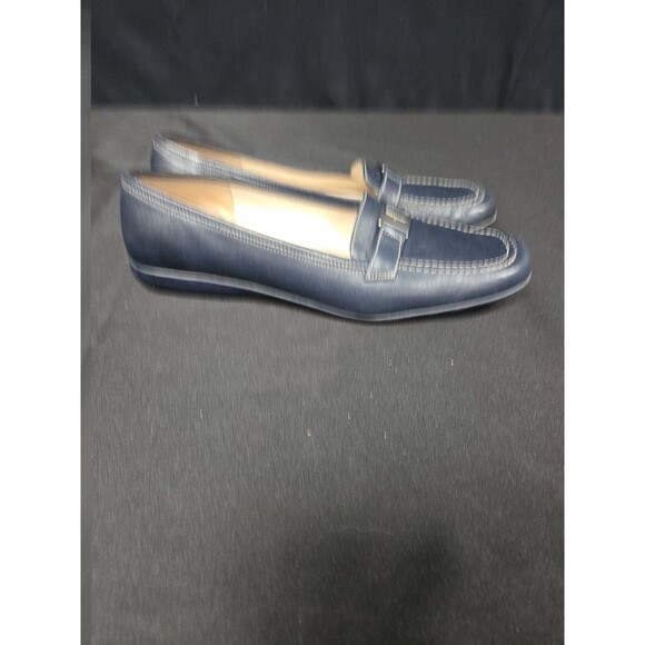 Ferragamo Women’s Navy Blue Leather Loafers Flats Size 5 B US - Picture 3 of 6